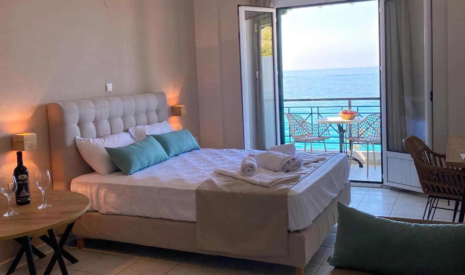 Sunset Premium Studio D Áyios Nikítas 外观 照片